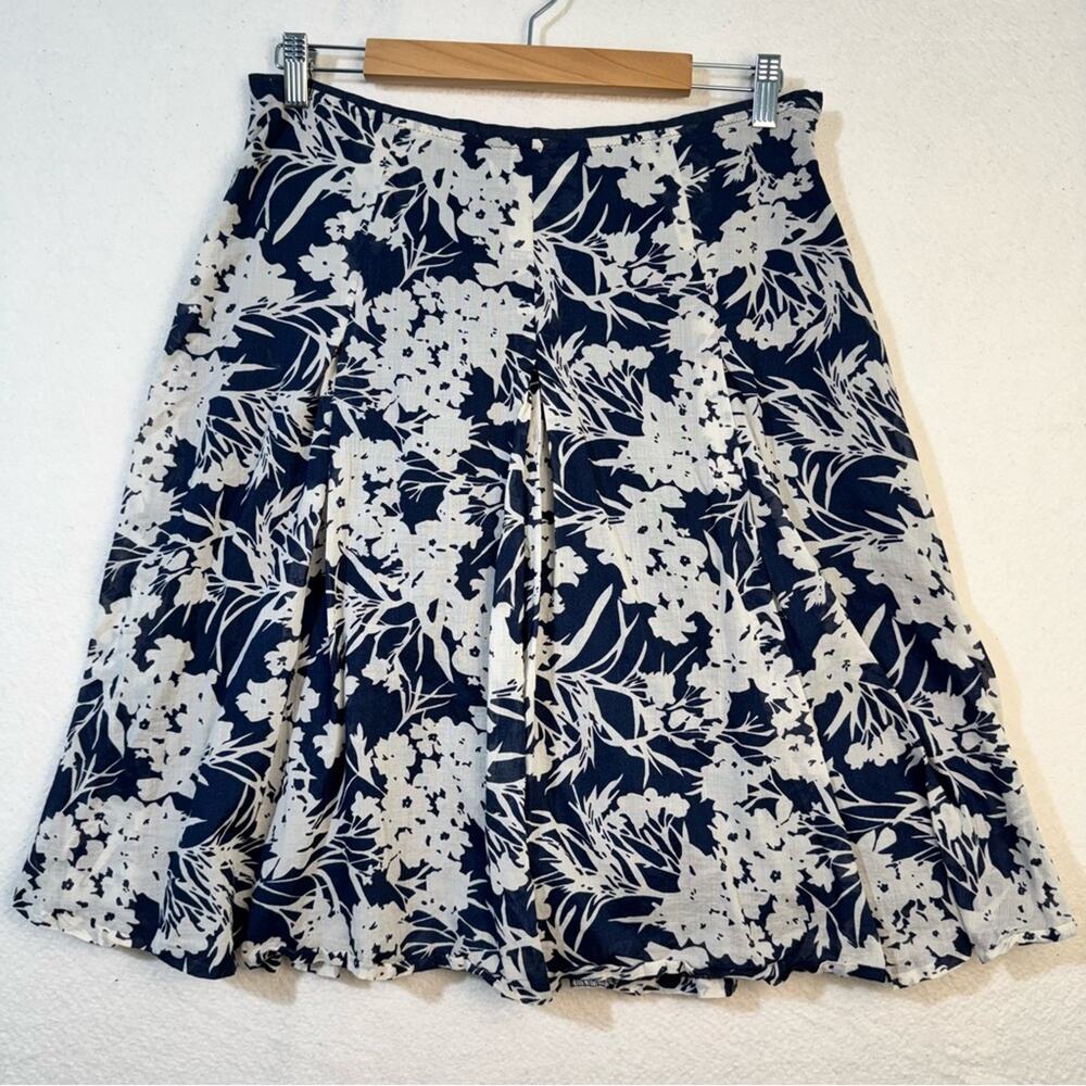 Ann Taylor Navy Blue & White Floral A-Line Skirt Size 6 Modest Knee-Length
